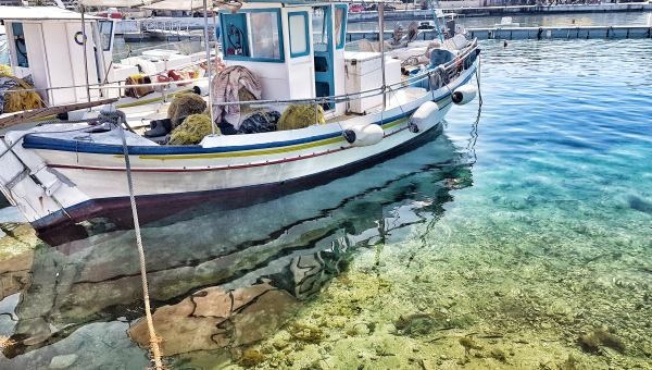 Ανοιξιάτικη λιακάδα στη Σουβάλα.