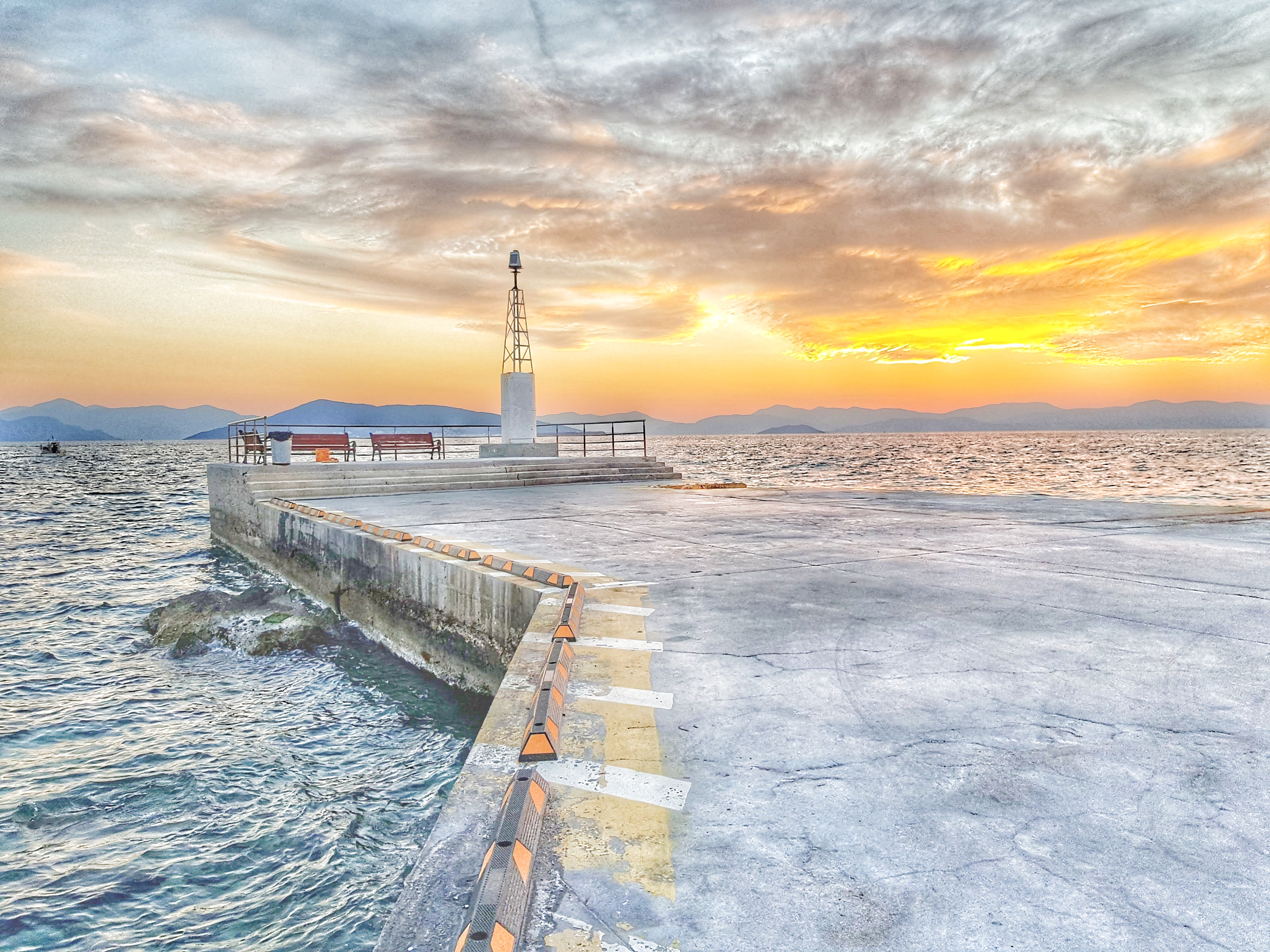 Μία ανάσα πριν το ταξίδι στην Αίγινα για το Σαββατοκύριακο.